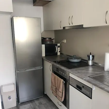 Апартамент В Центъра На Града На Десет Минути От Плажа. * Burgas City