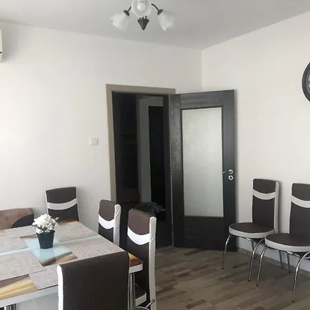 Апартамент В Центъра На Града На Десет Минути От Плажа. Lejlighed Burgas City